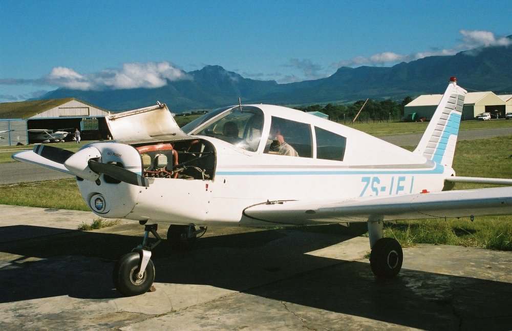 Piper Cherokee PA28-140